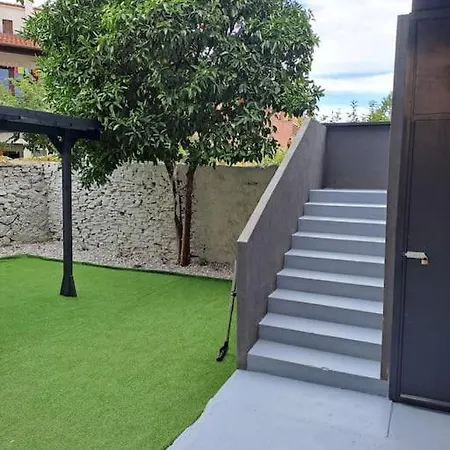 Oasis In The Near Amfiteatar,free Parking And Free Wi-fi Apartman *